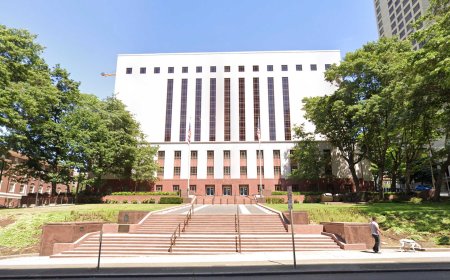 Federal appeals court says trans Arizonans can amend birth certificates without surgery