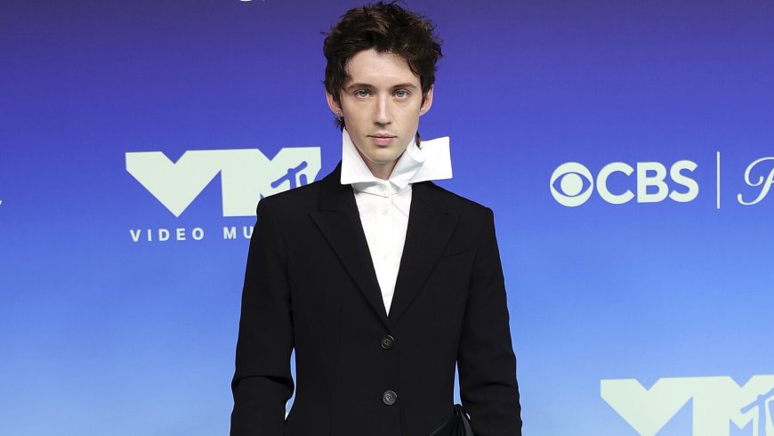 Troye Sivan Explains The Filthy Inspiration Behind New Track ‘Canada Dry’